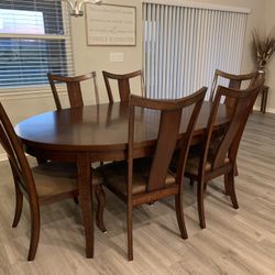 Rooms to Go 6 Chairs