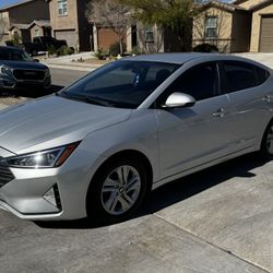 2019 Hyundai Elantra