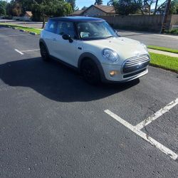 2015 Mini Cooper 