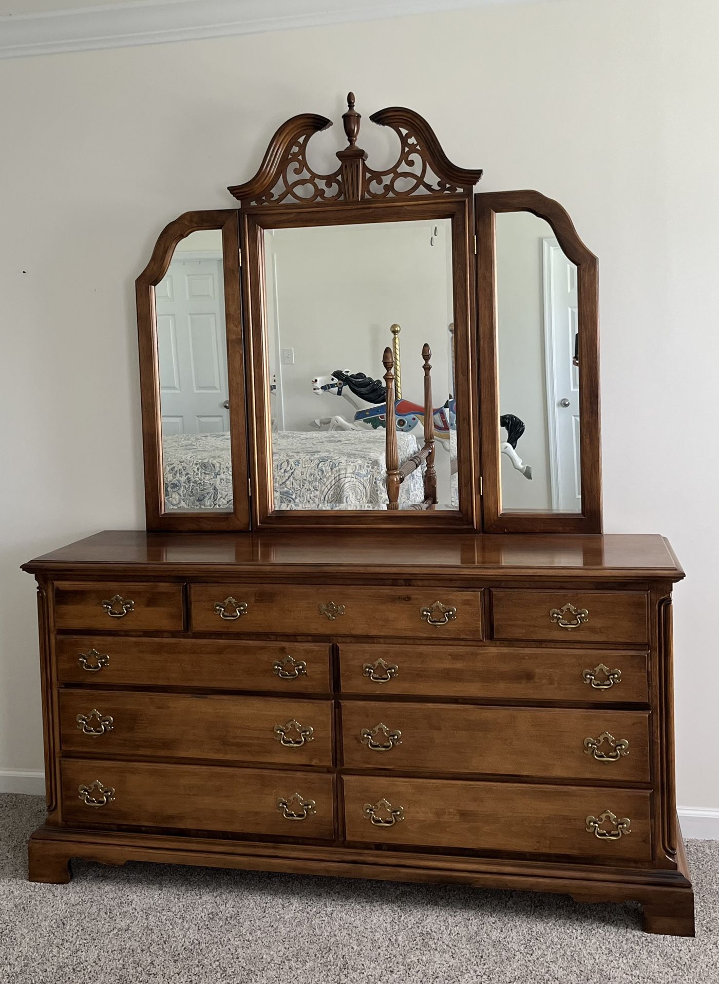 Vintage Solid Wood Dresser with TriFold Mirror - Ornate Pediment Top