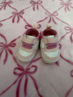 baby shoes 