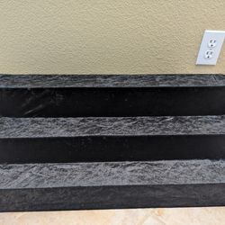 DISPLAY SHELF