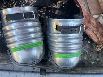 metal foot guards
