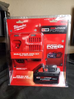 M18 18-Volt Lithium-Ion REDLITHIUM FORGE Starter Kit with 8.0Ah Battery and Rapid Charger