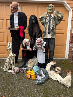 Large Halloween Prop Collection – 11 Pieces