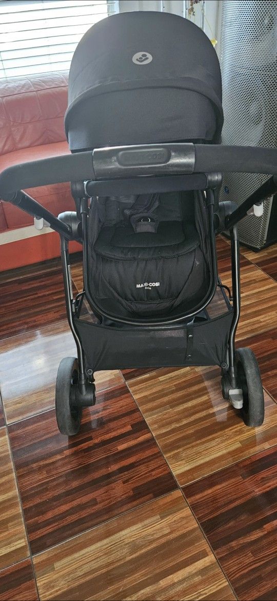 Maxi Cosi Stroller And Bassinet