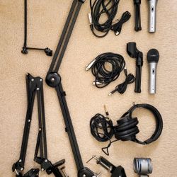 Podcast Bundle – 2 USB Mics + Boom Arms + Studio Headphones