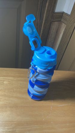 Collapsible Blue Marbled Silicone Water Bottle 500ml