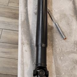 07-08 Chevy Tahoe, Escalade, YukonRear Drive Shaft Assembly