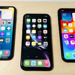 Apple IPHONE XR 64GB UNLOCKED FOR SALE $160 Each