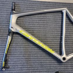 Cannondale Synapse Carbon 61cm XL 2017 silver and black for Sale