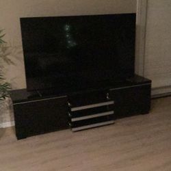 Television & modern Stand