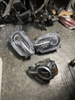 Ford Bronca Headlights 2021 To 2023