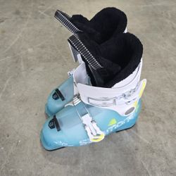 Girls Youth Salomon Ski Boots 21/255 **Willing To Meet**