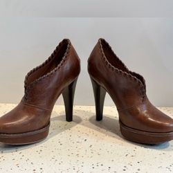 Ugg  High Heel Bootie