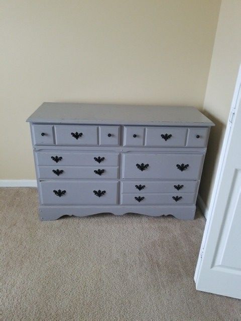 6 drawer Dresser (lavender color)