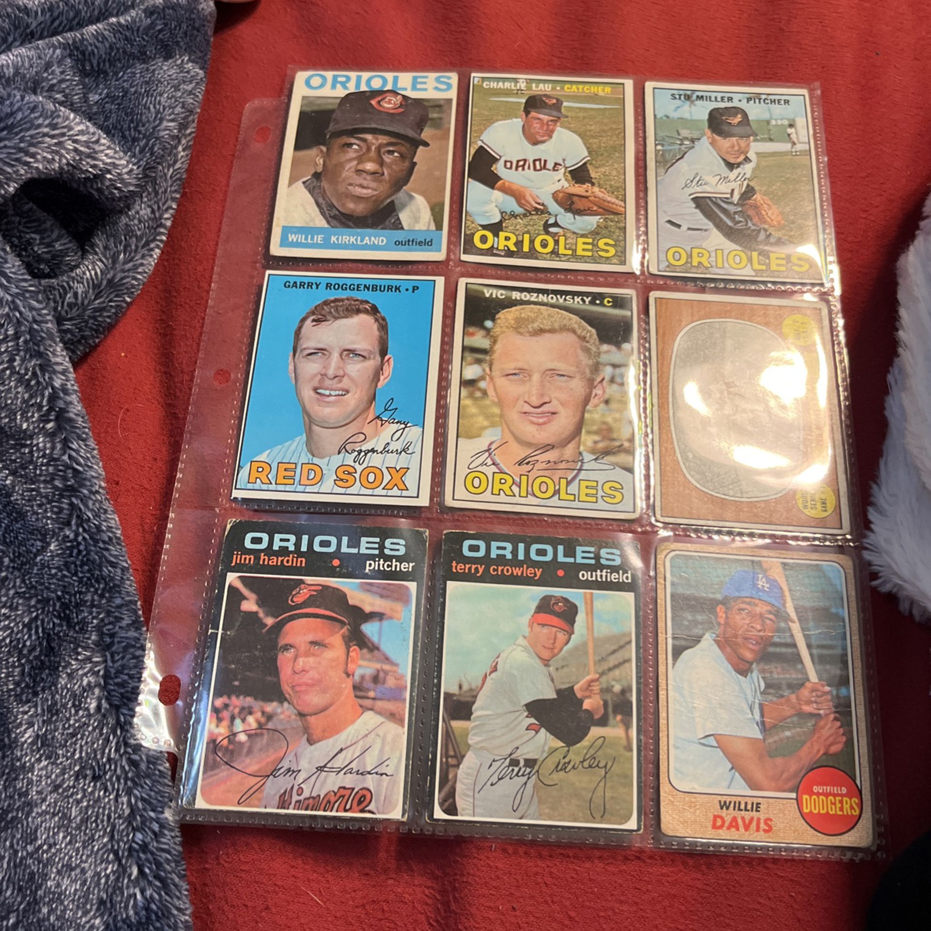 VINTAGE Topps  Baseball Cards Mostly Orioles From 64 To 71 All 9 Cards For $7  Additional Discounts Apply 