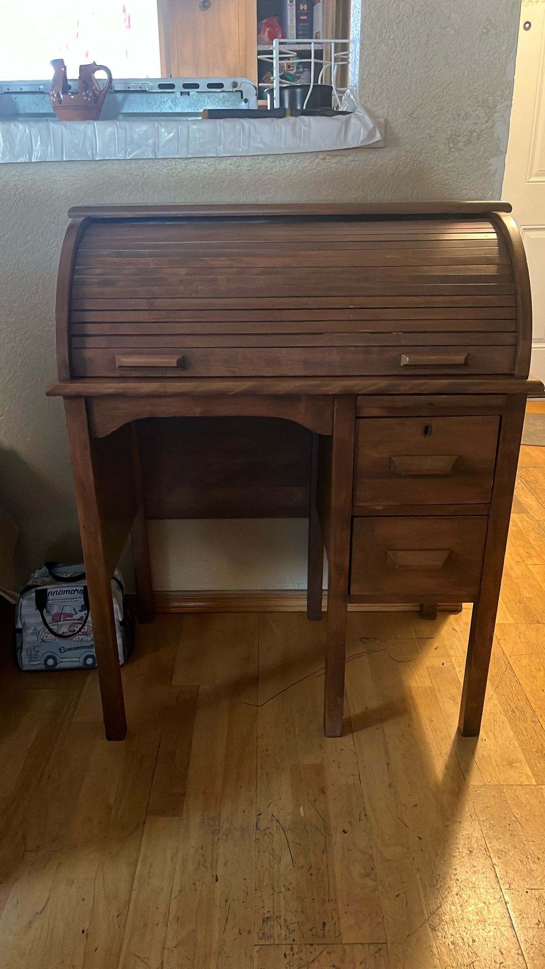 Child Roll Up Desk