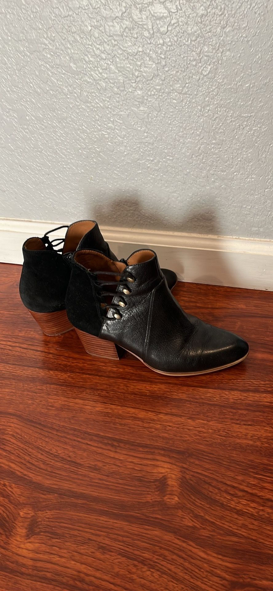 Aldo Boots Size 6.5