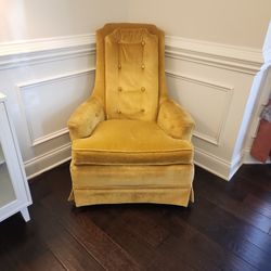 Vintage 1960's  Broyhill