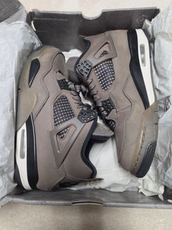 Jordan 4 Cave Stone size 10.5
