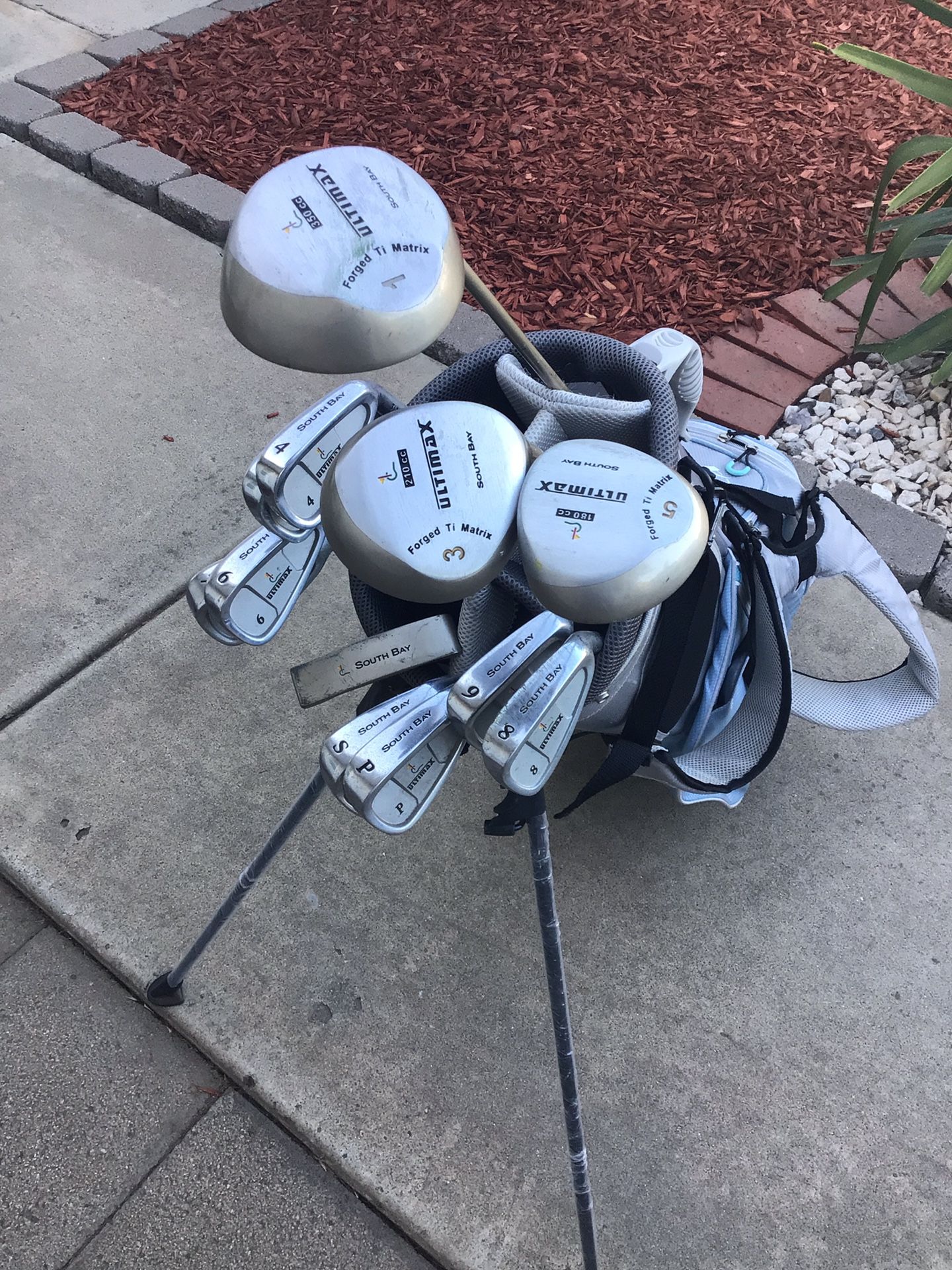 Ladies Beginner Golf Clubs for Sale in Lakeside, CA OfferUp