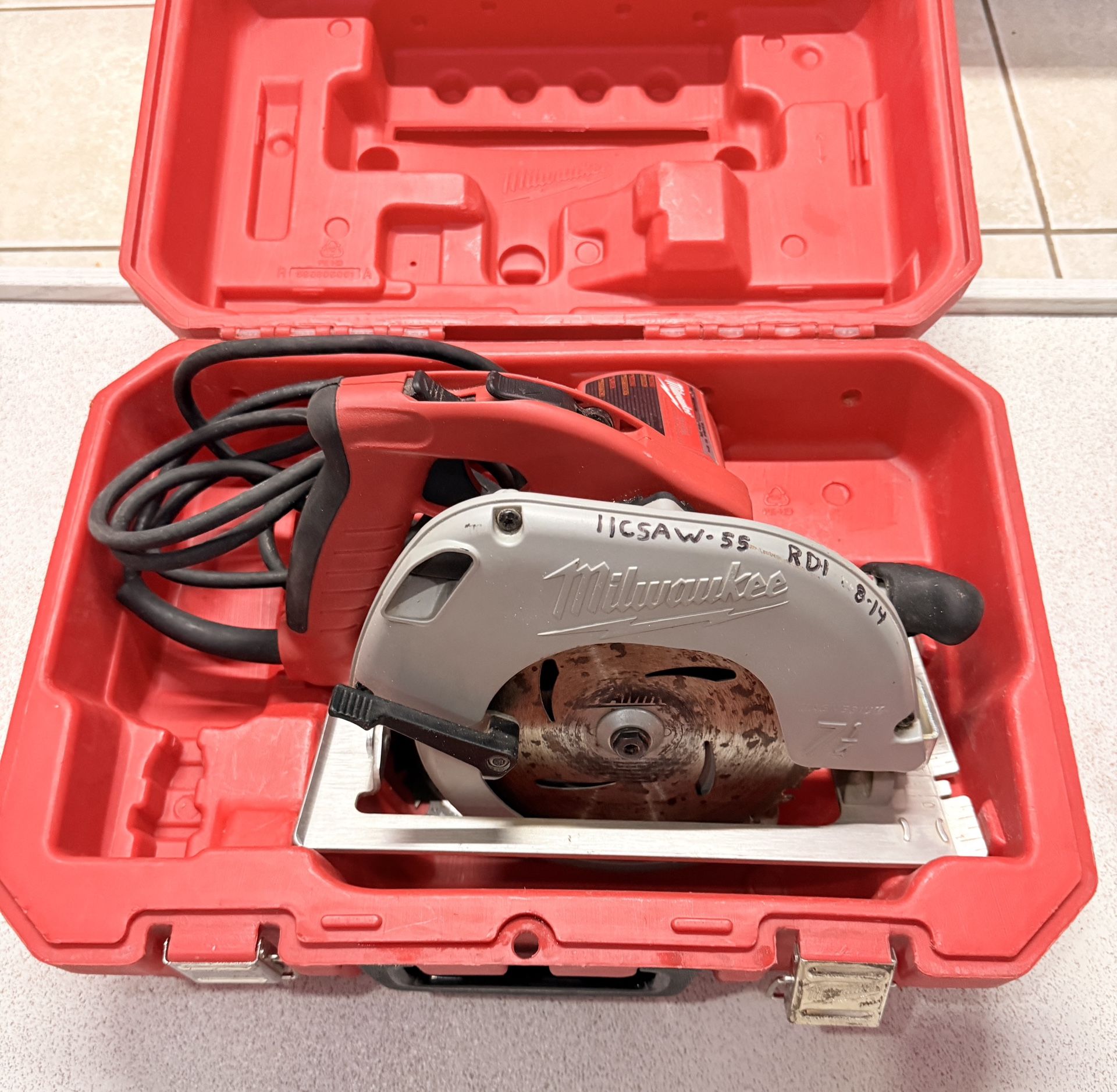 Tilt-lok Milwaukee Saw