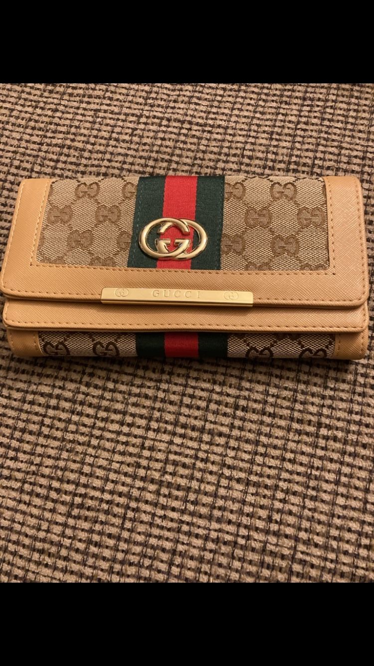 Gucci Wallet