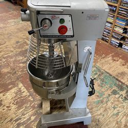 Primo PM-30 30 Quart Commercial Mixer $1,500.00 21” x 22” x 45”