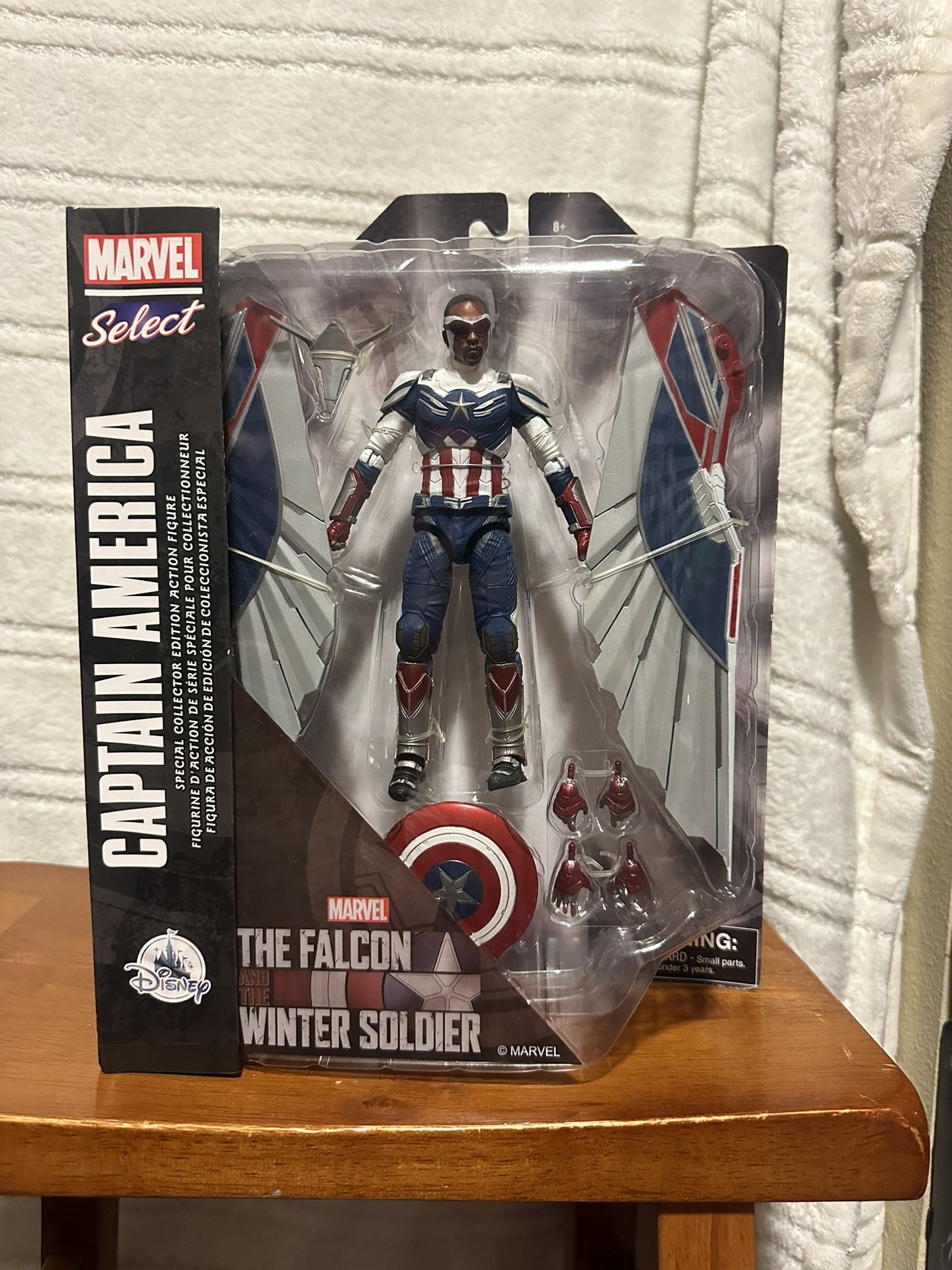 Marvel Select Captain America