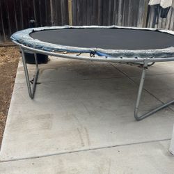 Trampoline 