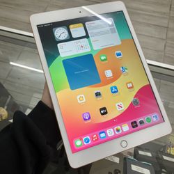 Like New Gold iPad 7 Unlocked Cash Or Cheap $10 Down