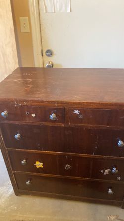 Dresser  free