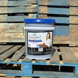 5 Gallon Laundry Detergent 