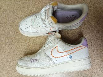 Women's Nike Air Force 1 '07 SE "Nike 101" Size 8.5