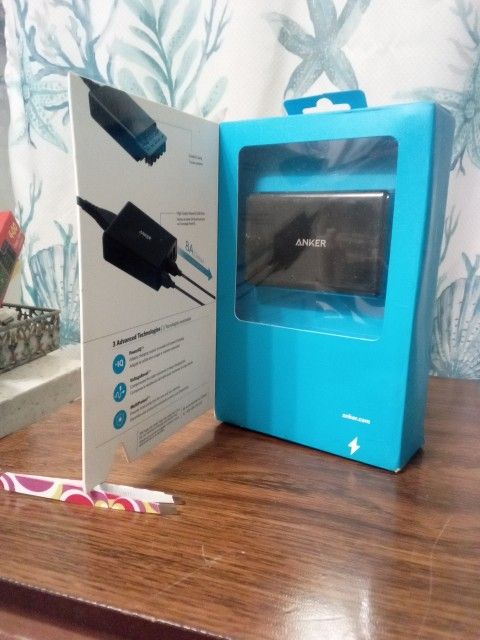 5port 40watt USB Charger By Anker ( New In Box )