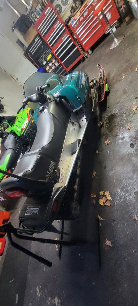 1997 Ski doo Touring e