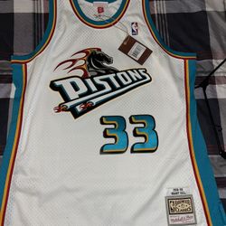 Pistons Jersey