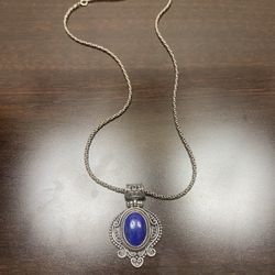 925 Sterling Silver Chain And Pendant With Stone 