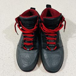 Tennis Jordan Color Gris Y Rojo Size 8 for Sale in Houston TX
