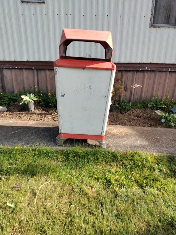 1964 Lawson Garbage Can