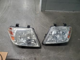 Nissan Frontier Headlights
