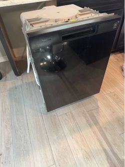 Dish washer