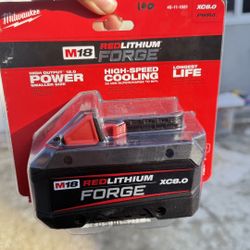 Milwaukee RedLithium Forge XC 8.0 Battery