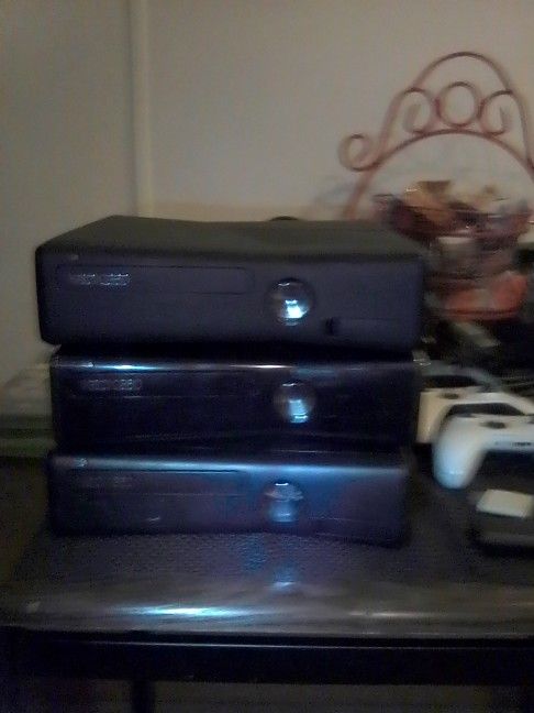 Lots Of Video Gaming Items.