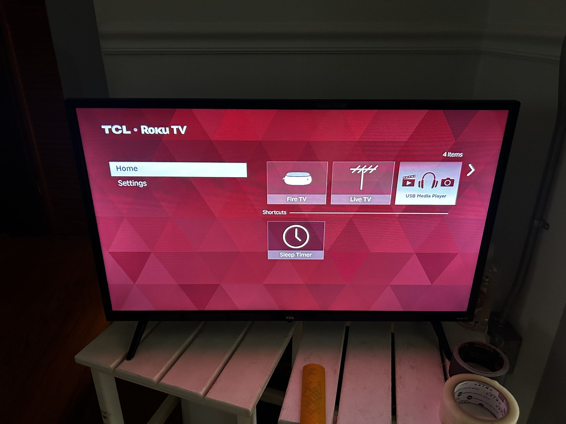 27” TCL , LED Smart tv