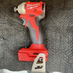Milwaukee M18 Impact 