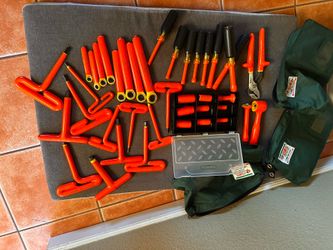OEL Insulated Tools