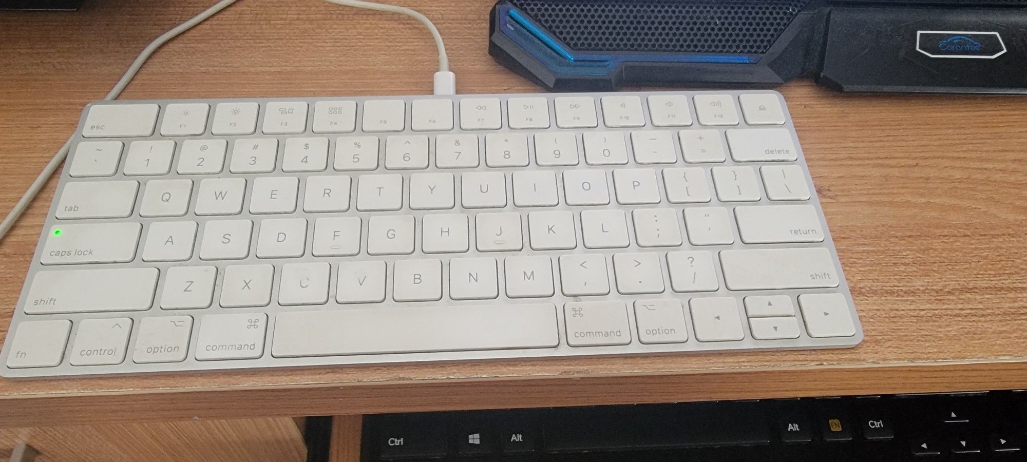 Apple Keyboard A1644
