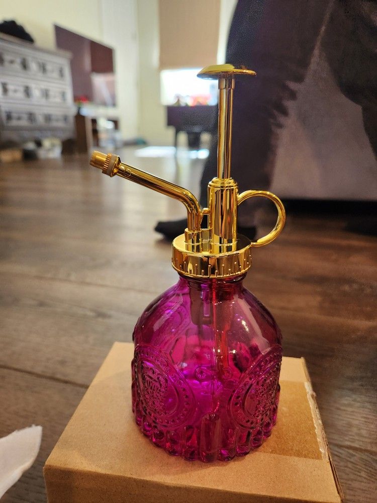 New in the box Vintage Glass Plant Mister Bottle –7 OZ Plant Spritzer Watering Can, Sprayer for Succulents, Orchids & Indoor plants